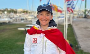 Joan Domingo, regatista del Club Nàutic Cambrils, es proclama vencedor de la Semana de Buenos Aires en la classe Optimist