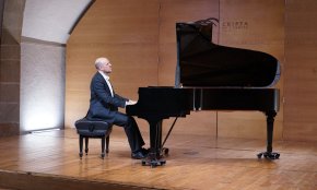 El pianista Alex Alguacil porta l'obra Goyescas d'Enric Granados a la Cripta de l'Ermita