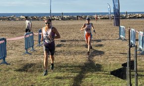 Les platges de Cambrils acullen la primera edició de la Copa Catalana d'Aqua Beach Trail