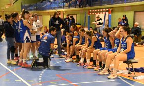Clara derrota del Cofran CB Cambrils femení a la pista del Salou en un partit amb poca anotació