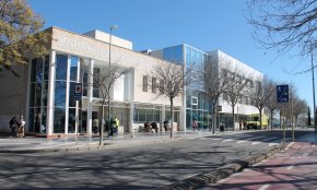 La demarcació de Tarragona necessita 3.300 infermeres més per assolir les ràtios europees