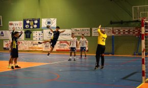 Treballada victòria del CH Cambrils a casa davant del Blanc i Blaus BM Granollers