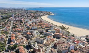 Enric Daza, regidor d'Urbanisme: «Cambrils té una gran necessitat d'impulsar sòl»