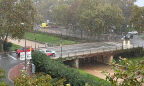 Se suspenen les classes a escoles i instituts per demà, dimecres, pel risc de fortes pluges