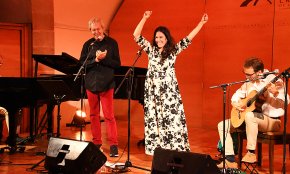 Lia Sampai i la seva música transporten la flaire i la tradició ebrenca a la Cripta de l'Ermita