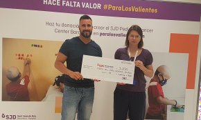 Pedals Non Stop dóna 3.200 euros a l'Hospital Sant Joan de Déu, superant les edicions anteriors
