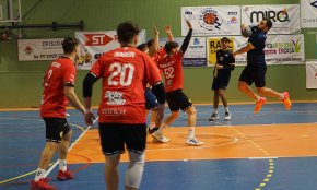 Ajustada derrota del CH Cambrils davant del Ribes en un partit molt disputat