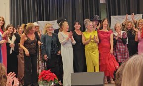 La desfilada de moda solidària recapta 1.795 euros a benefici de l'Associació de Familiars d'Alzheimer Costa Daurada (Conté galeria fotogràfica)