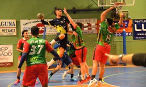 El CH Cambrils venç al Sant Quirze B en un partit intens