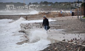 Es compleixen cinc anys del «Glòria», un temporal que va deixar un rastre de destrosses a tot el litoral cambrilenc