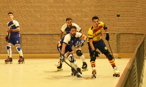 El Cambrils CH repeteix vells errors i surt derrotat de la pista del Sant Ramon