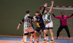 Ajustada victòria del CH Cambrils contra l'OAR Gràcia Sabadell en un partit d'infart fins a l'últim segon