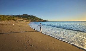 Les platges de Vandellòs i l’Hospitalet de l’Infant lluiran aquest estiu la Bandera Ecoplayas 2025