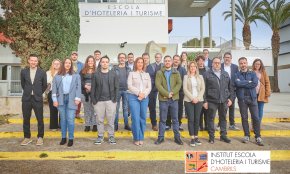 «L'orgull» de l'Escola d'Hoteleria i Turisme en la jornada de retrobament amb 23 dels seus exalumnes més reconeguts