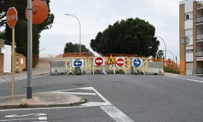 Comencen els treballs previs a l'enderroc del pont de Cambrils Badia