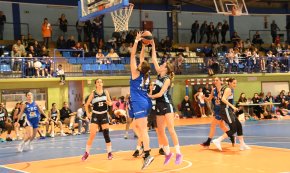 Sisena victòria del Cofran 95 CB Cambrils femení que les posiciona com a líders del seu grup