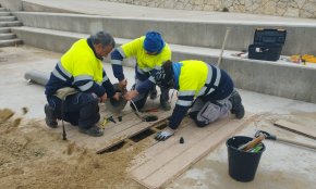 Tornen les dutxes i els rentapeus a les platges de Cambrils