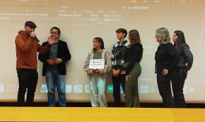 L'alumnat de 4t d'ESO del col·legi Cardenal Vidal i Barraquer, guanyador del concurs «De la poesia catalana a la música urbana»