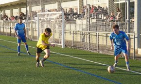 Dura derrota del Cambrils Unió B contra el líder, el Torreforta