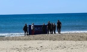 Mor un home a la platja del Regueral