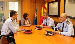 L'alcaldessa es reuneix amb el nou cap dels Mossos al Camp de Tarragona 