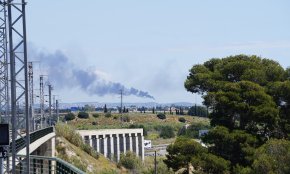 La petroquímica de Tarragona es torna a posar en marxa esglaonadament després de recuperar el subministrament elèctric