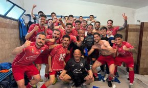 El Cambrils Unió venç al Remolins-Bitem i depèn de si mateix per entrar al play-off
