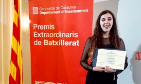 Lidia Aguilera de l'institut Cambrils és guardonada amb el Premi Extraordinari de Batxillerat