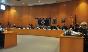 Contundents crítiques de «deixadesa, brutícia i manca de lideratge» de l'oposició al govern al debat sobre l'estat del municipi