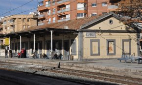 El Govern convocarà «immediatament» la cimera per definir la implantació d'un tren tramvia a Cambrils i Salou