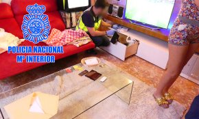 La Policia Nacional desarticula a Cambrils una organització criminal de proxenetes