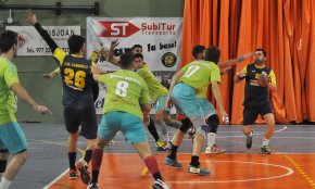 El CH Cambrils no aixeca cap i encaixa una nova derrota