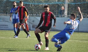 El Reus B Cambrils trenca la ratxa i perd a casa amb el Santfeliuenc en el primer partit de l'any