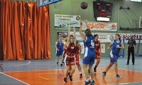 Cap de setmana rodó del CB Cambrils femení amb dues victòries contra el Ploms Salle Reus B