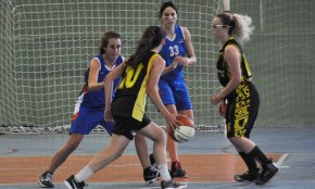 El CB Cambrils femení cau derrotat a la pista del CB Àguiles