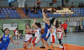 El CB Cambrils femení, condicionat per les nombroses baixes, perd davant el CB Valls