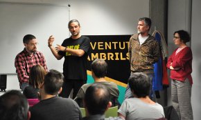 El documental sobre la petroquímica, «La Vall del Francolí. L'alè del Camp», genera expectació i debat