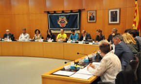 La regulació dels locals de cànnabis i de prostitució centren un reguitzell de modificacions puntuals del POUM