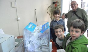 Teresa Martín, Anna Dalmau i Antonia González, guanyadores del sorteig de la UB «Compra a Cambrils i viu l'Aventura»