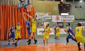 El CB Cambrils suma dues victòries més en els dos partits disputats el darrer cap de setmana