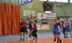 El CB Cambrils perd a casa contra el Reus Deportiu, líder de la categoria