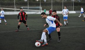 Còmoda victòria del Reus B Cambrils davant del Granollers