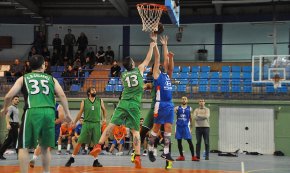 El CB Cambrils s'imposa a la pista del Calafell, cuer de la categoria