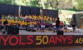 La Coral Infantil Verge del Camí actua al 46è Juguem Cantant del SCIC