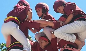 Castells de sis dels Xiquets de Cambrils a la diada castellera de Torredembarra