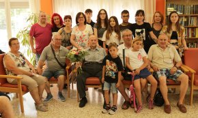 L'Ajuntament de Cambrils felicita Jose Antonio Ventajas pel seu centenari 
