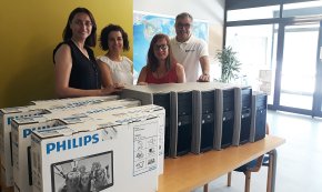 L'empresa ICC Telecom dóna sis workstations a l'escola Mas Clariana 