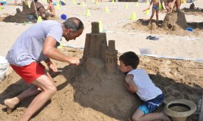 21 equips participen a la segona edició del concurs de Castells de Sorra