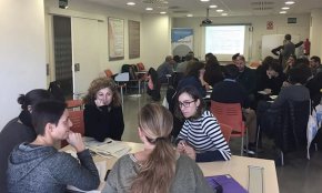 El Punt de Voluntariat participa en una sessió de treball a Santa Coloma de Gramenet 