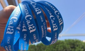 Polseres solidàries contra la síndrome de RETT al Club Nàutic Cambrils